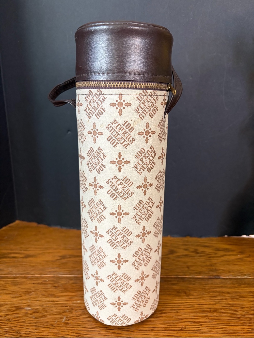 Vintage Seagram's 100 Pipers Scotch Whisky Bottle Case Caddy Tote 1970s Retro